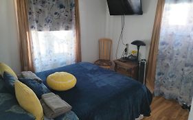 Cozy Quiet Place Next To Hwy Smart Tv+Wifi+Netflix